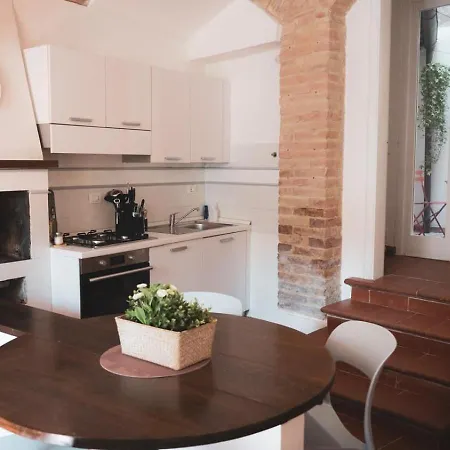 Stella 19 - Residenza In Centro Apartment *